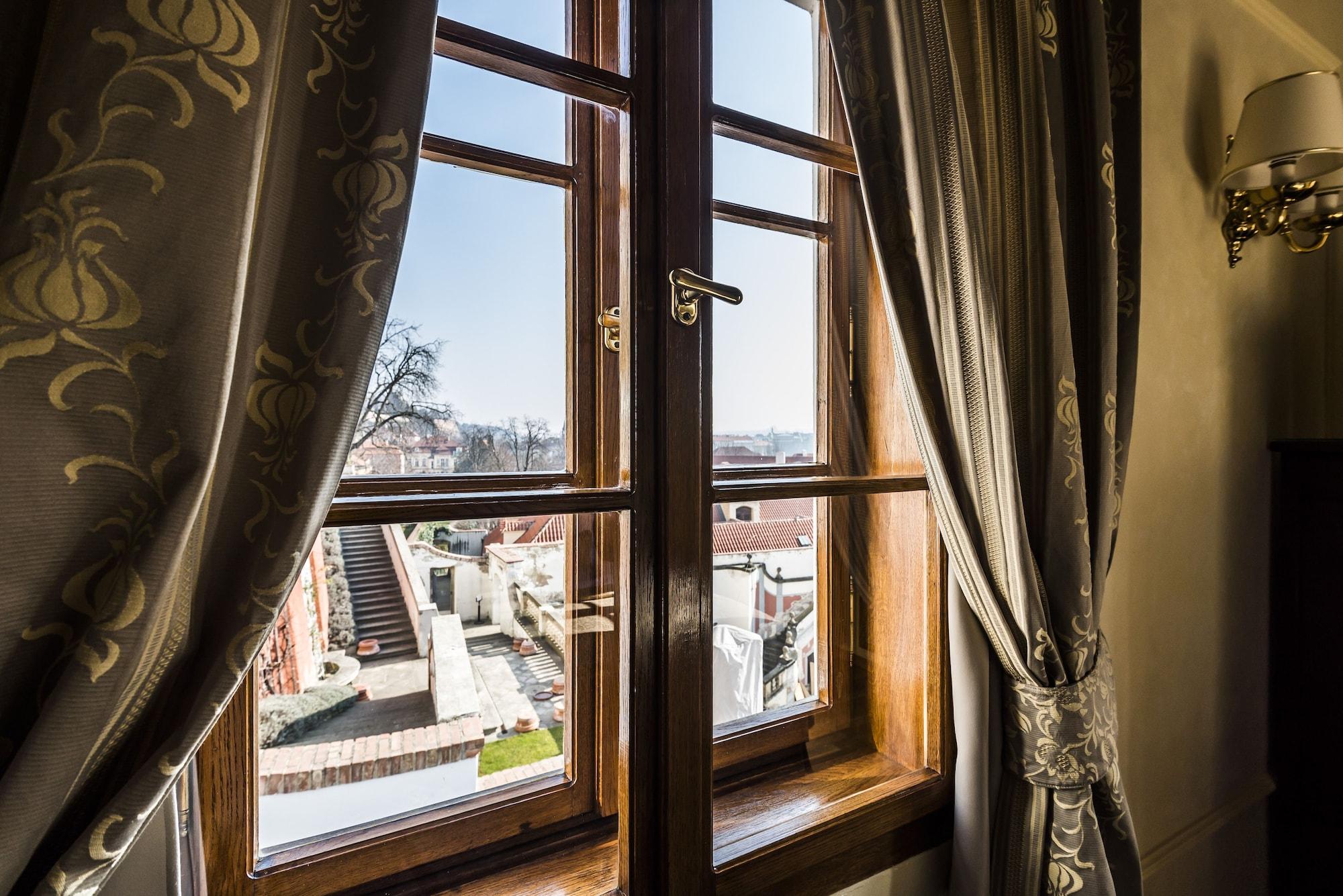 Golden Well Hotell Praha Eksteriør bilde